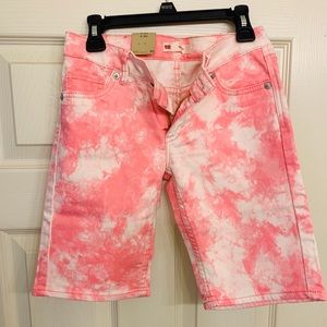 Levi's girls super soft Bermuda stretchy short